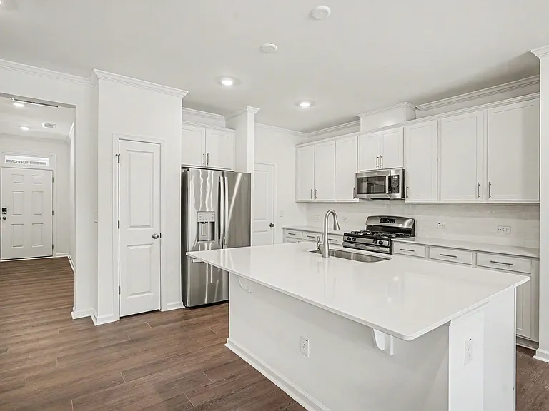 2934 Hickory Field Dr — Photo 9