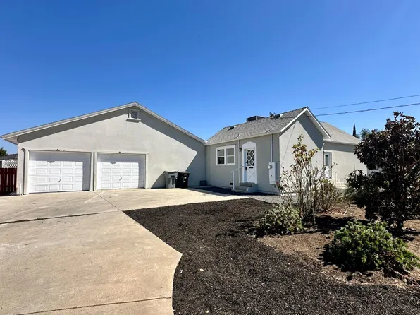 500 Walnut St, Oakdale, CA 95361