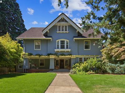 5900 SE Salmon St, Portland, OR, 97215