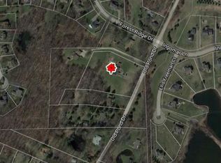7445 Old Pond Dr, Clarkston, MI 48348