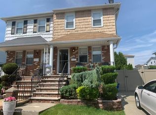 8 Futurity Pl, Staten Island, NY 10312