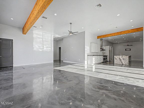 5th image of 6060 N Camino Almonte