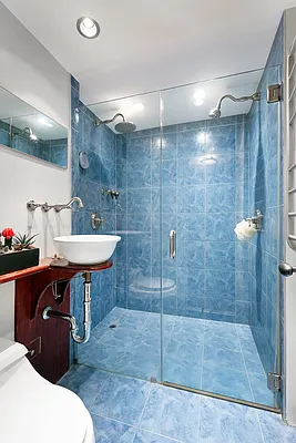 Rented by Compass | media 13