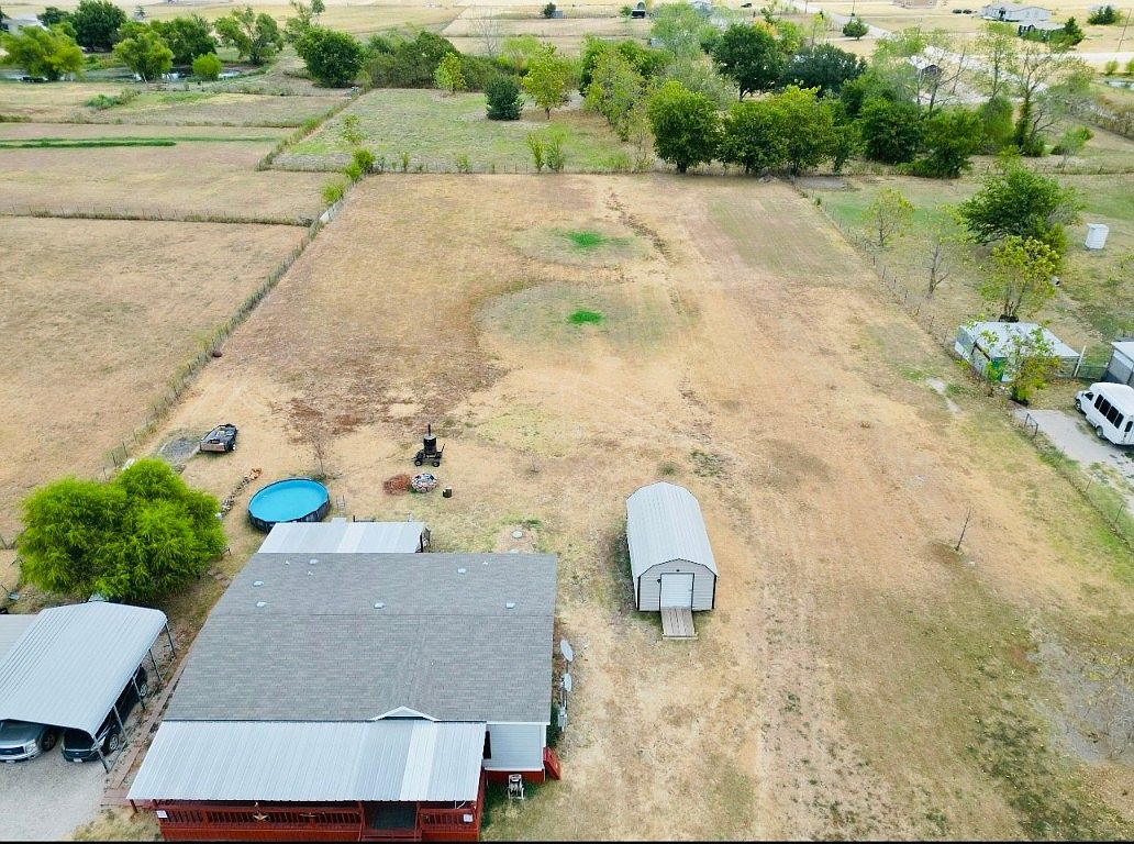 8775 Private Road 3842, Quinlan, TX 75474 | Zillow