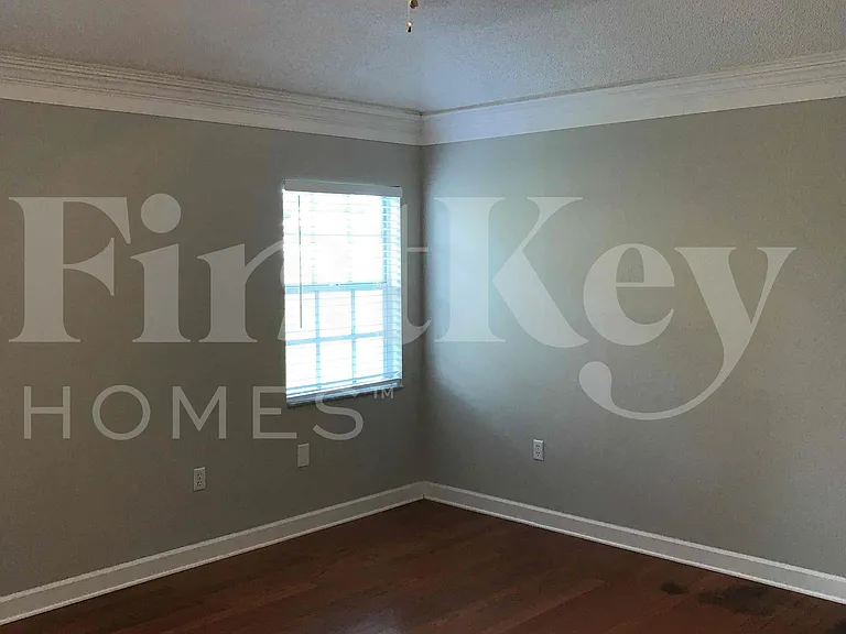 2224 Palmview Cir E — Photo 21