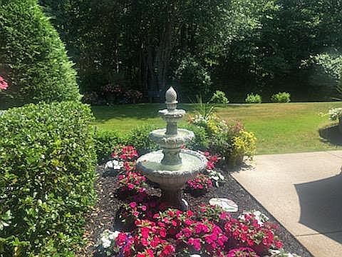 5th image of 6 Vanderbilt Dr #123