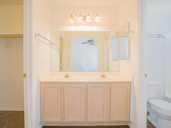 3rd image of 13168 W Caribbean Ln