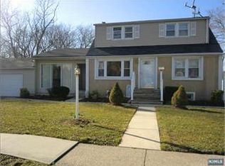 605 Briarcliff Ave, Maywood, NJ 07607