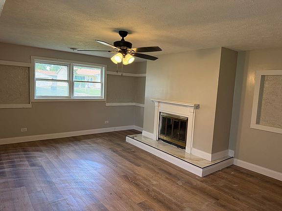 3rd image of 24 Villanova Dr