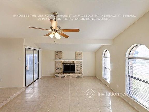 3rd image of 4121 Staghorn Cir S