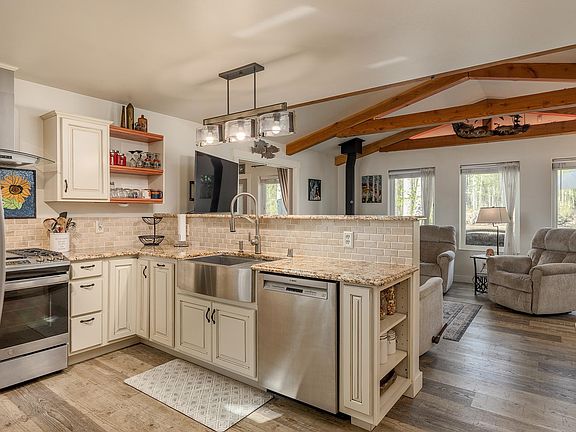 4th image of 2239 Patterson Ln
