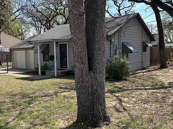 7521 Pawnee Trl, Lake Worth, TX 76135