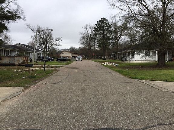 4th image of 8709 Aspen Ct