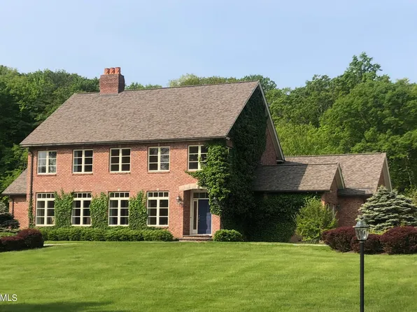 11 Sage Estate, Menands, NY 12204