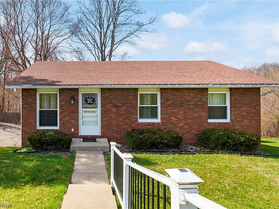 1st image of 62080 Rolling Hills Ln