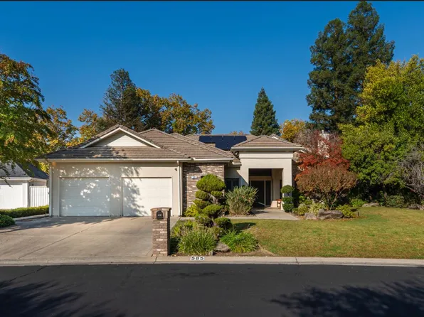 585 E Chesapeake Cir, Fresno, CA 93730