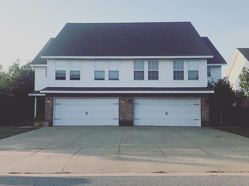 1st image of 3402 SW Deerfield Blvd