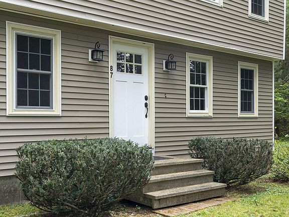 3rd image of 87 Landry Drive