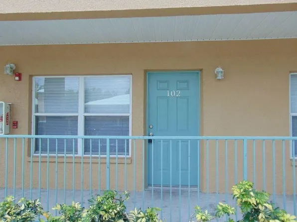 5816 Congress St, New Port Richey, FL
