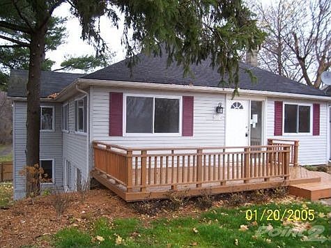 3rd image of 4574 Ennismore Dr