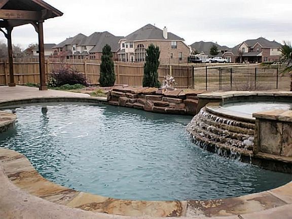 5th image of 2003 Bradley Ct