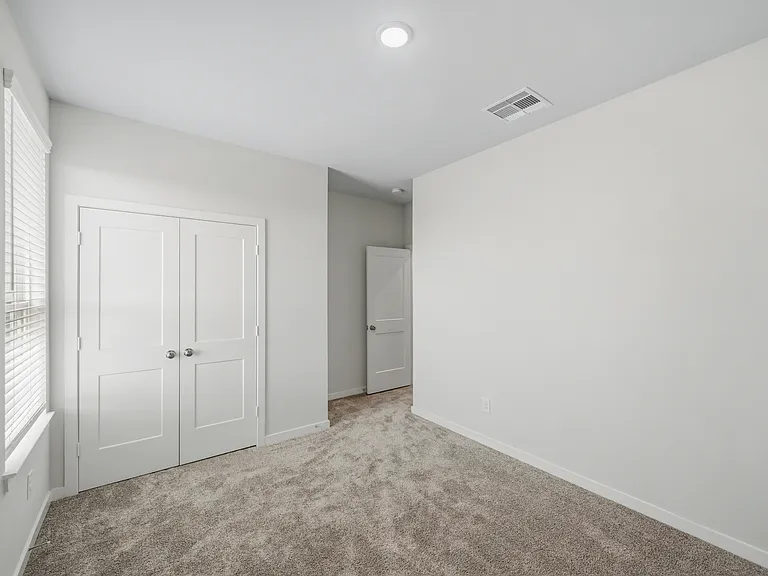 21106 Armstrong County Dr — Photo 27