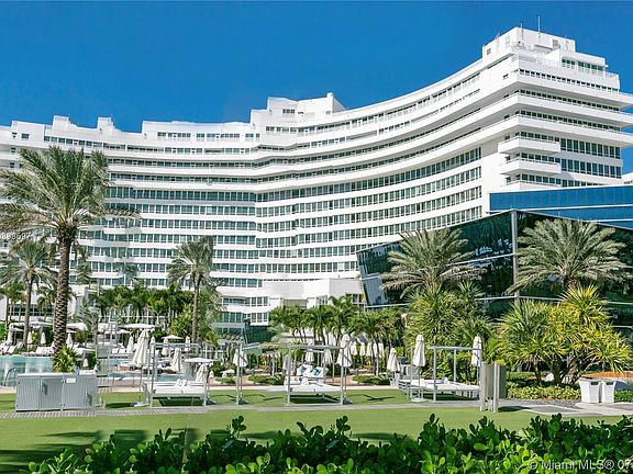 2nd image of 4401 Collins Ave #2107