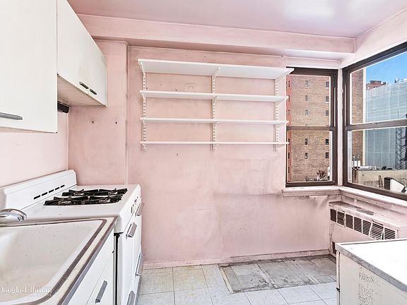 5th image of 145 E 15th St APT 10F