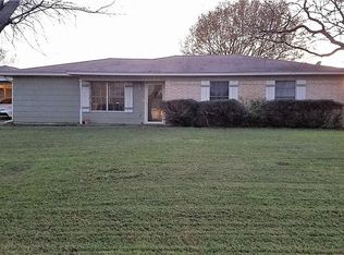 1304 Hidden Hills Dr, Corsicana, TX 75110