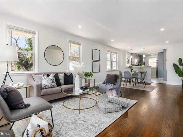 2804 Chenoak Ave, Baltimore, MD 21234