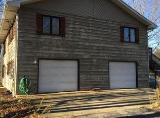 539 K Dr S, East Leroy, MI 49051