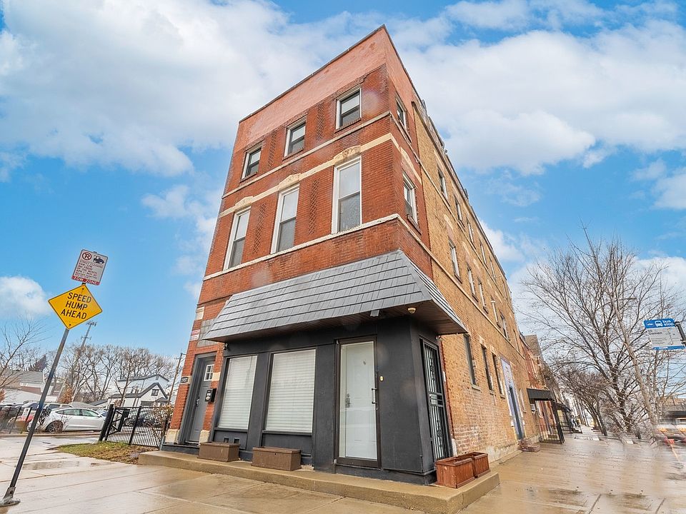 1st image of 2308 S Damen Ave #2R