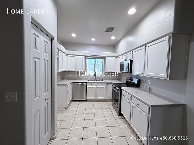 651 W Fairway Cove Dr — Photo 5