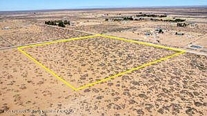 4th image of 1435 Desert Aire Dr #1