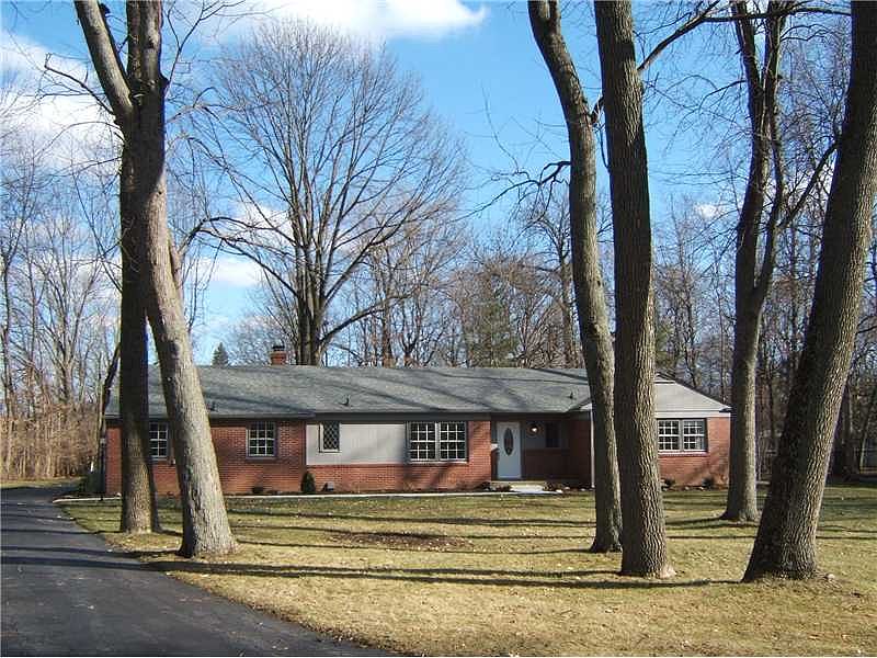 1st image of 9329 Sherwood Ln