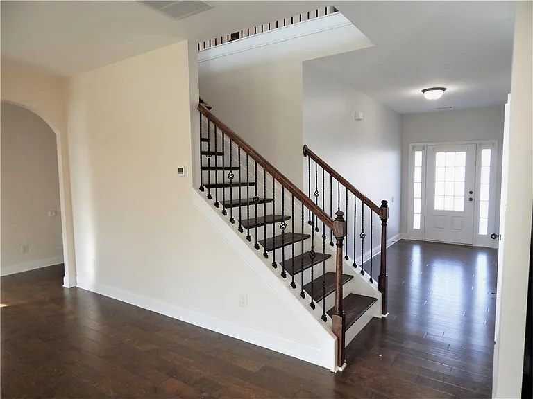 2441 Melton Common Dr — Photo 31