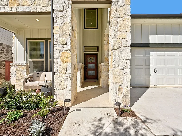 13004 Bloomington Dr — Photo 30
