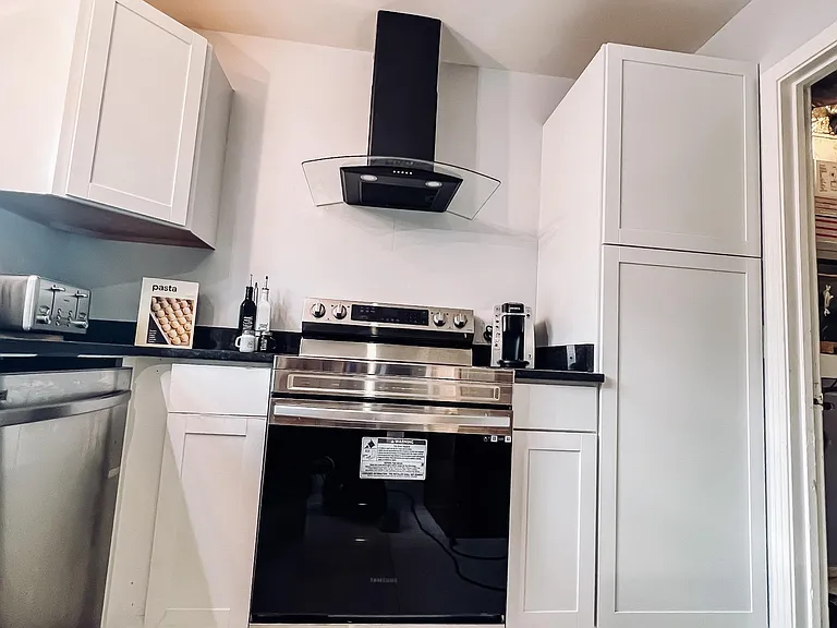 804 Holder Ct — Photo 12