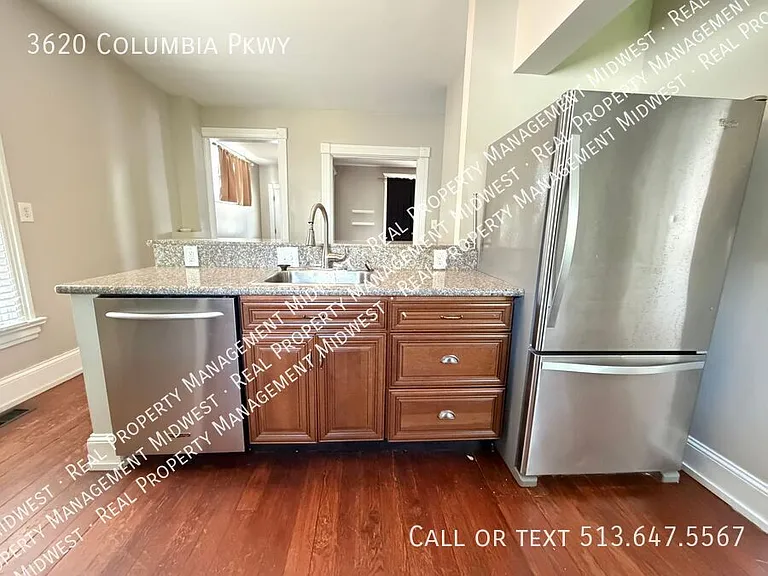 3620 Columbia Pkwy — Photo 4