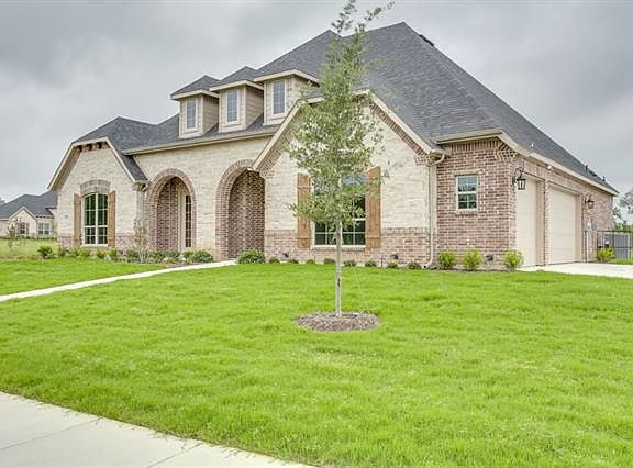 2nd image of 239 Katy Lake Dr