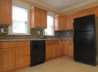 30 Walnut St, Arlington, MA 02476