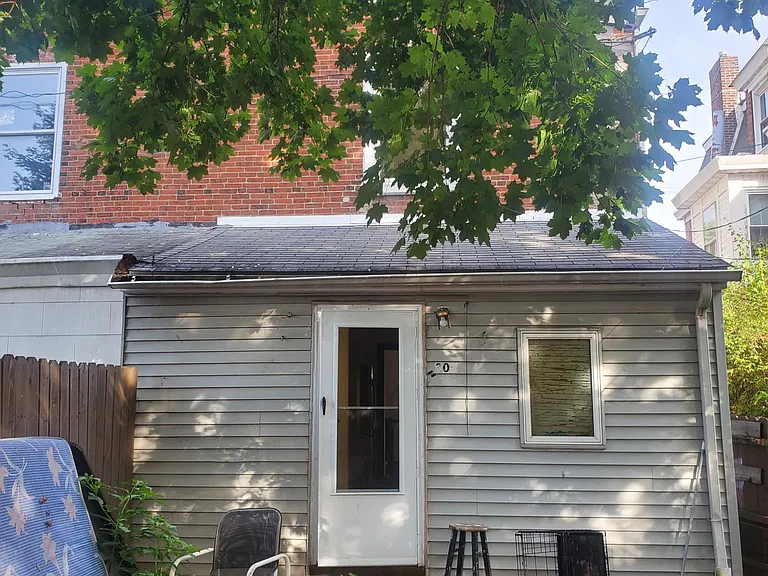 205 Noble St — Photo 20