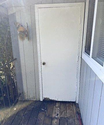 Storage on The Deck locked.