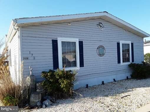 5th image of 35591 Joann Dr