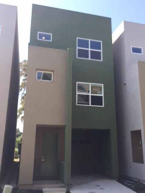 1st image of 411 Midstream Ln