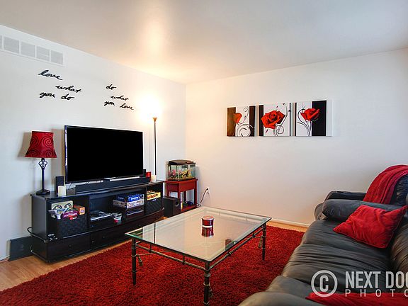 5th image of 24806 Olde Orchard St #9