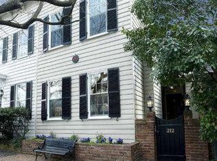 212 Gibbon St, Alexandria, VA 22314