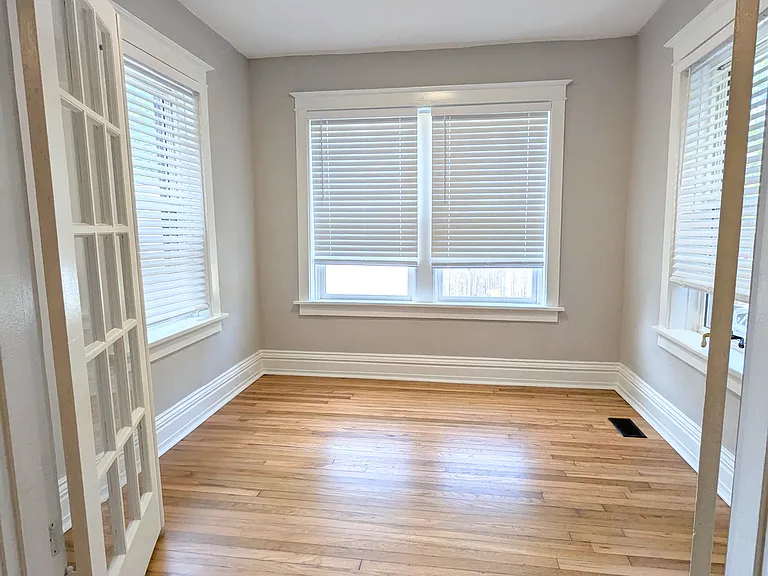 6447 Alamo Ave — Photo 12