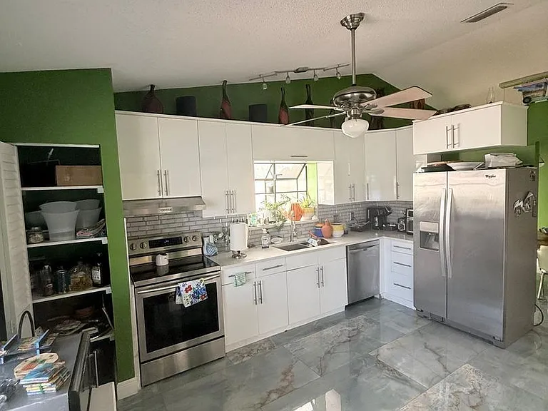11 Capitol Ct #11 — Photo 10