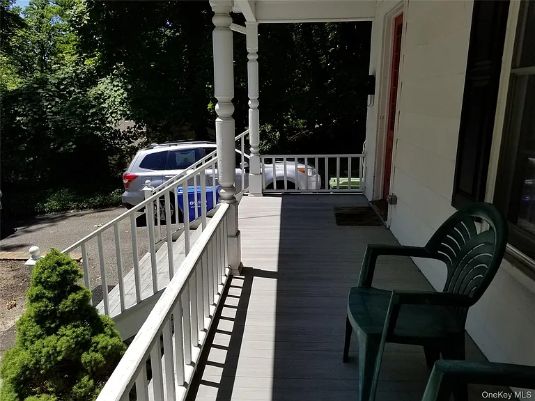 415 Myrtle Ave — Photo 4